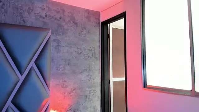 Isabella-Rosssi online show from 11/23/25, 04:50