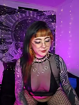 Hallucigenia  online show from 10/04/25, 09:27
