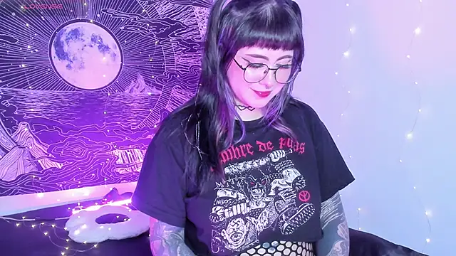 Hallucigenia  online show from 02/04/26, 12:38