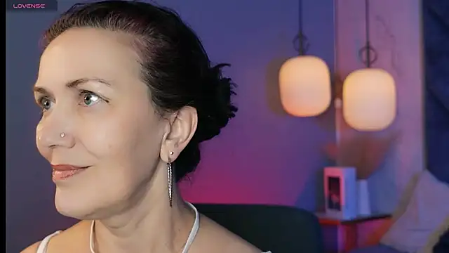 Irene Marlow online show from 05/26/26, 07:50