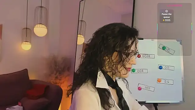 Irene Marlow online show from 12/22/25, 01:44