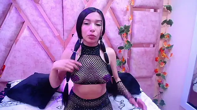 burbuja pink  online show from 10/09/25, 03:18