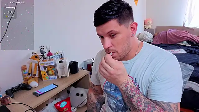 ryden 01 online show from 11/19/25, 03:45