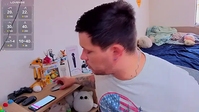 ryden 01 online show from 11/04/25, 04:11