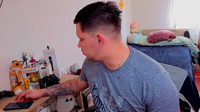 ryden 01 online show from 11/16/25, 02:22