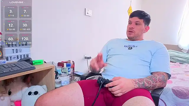 ryden 01 online show from 12/04/25, 04:39