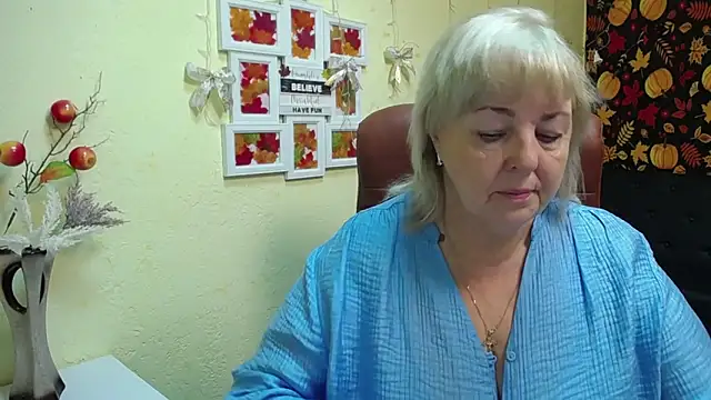 Snapshot of MilenaWedxy chatting on 11/30/25, 06:14 MilenaWedxy online show from 11/30/25, 06:14