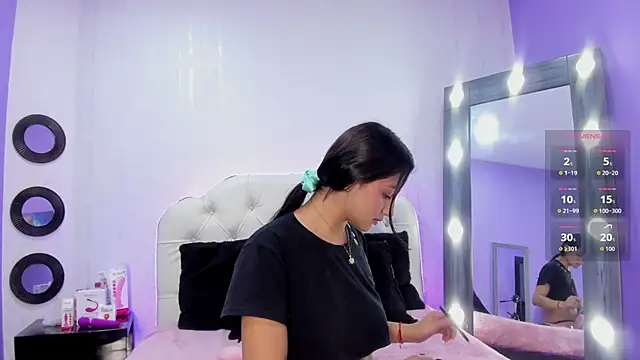 Thayla Fox online show from 10/15/25, 01:19