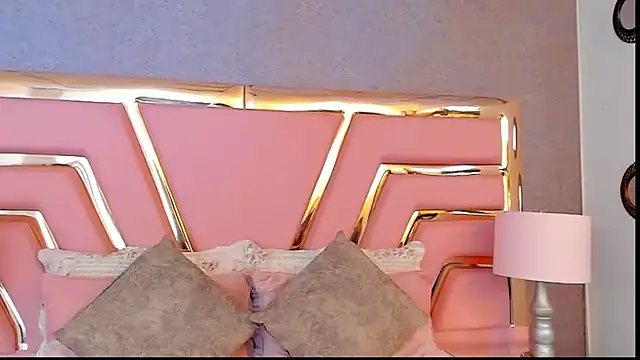 Star Liight online show from 02/05/26, 10:27