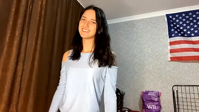 TifanyRawi online show from 10/01/25, 09:40