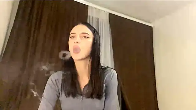 TifanyRawi online show from 10/07/25, 08:32