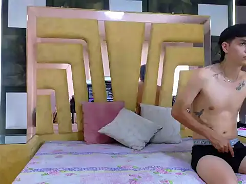 ElyANDByron online show from 10/03/25, 08:32