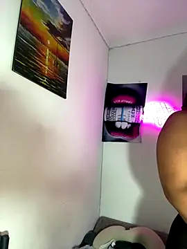 becca wilsson online show from 10/28/25, 09:08