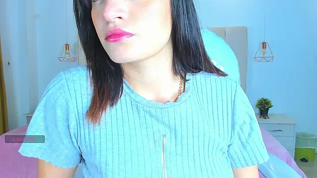 Snapshot of Maddy_Rouse1 chatting on 10/09/25, 04:02 Maddy Rouse1 online show from 10/09/25, 04:02