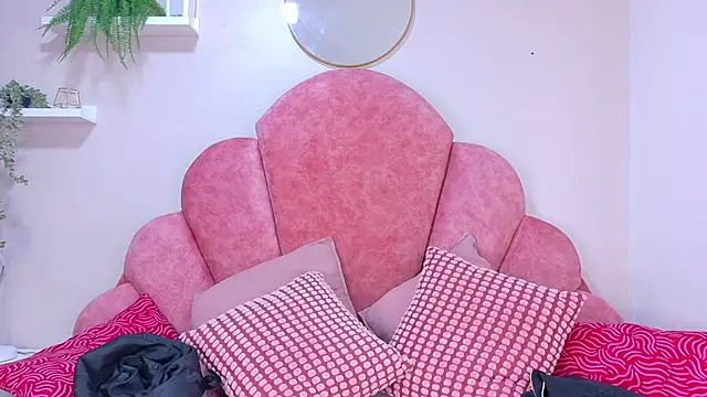 MyApril   online show from 03/20/26, 11:33