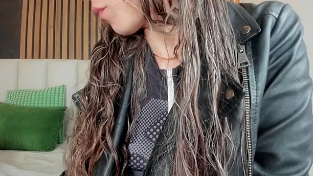 MyApril   online show from 04/09/26, 02:01