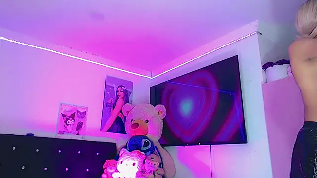 DaliaBacil25 online show from 04/14/26, 01:21