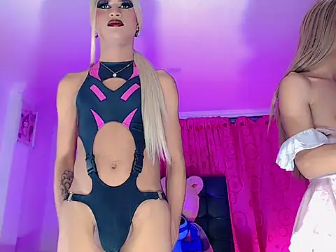 Snapshot of DaliaBacil25 chatting on 10/28/25, 01:06 DaliaBacil25 online show from 10/28/25, 01:06