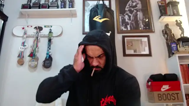 henryhadesflirt online show from 04/08/26, 10:06