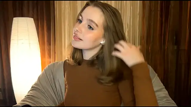 Snapshot of Sibriina_Liliya chatting on 05/28/26, 07:42 Sibriina Liliya online show from 05/28/26, 07:42