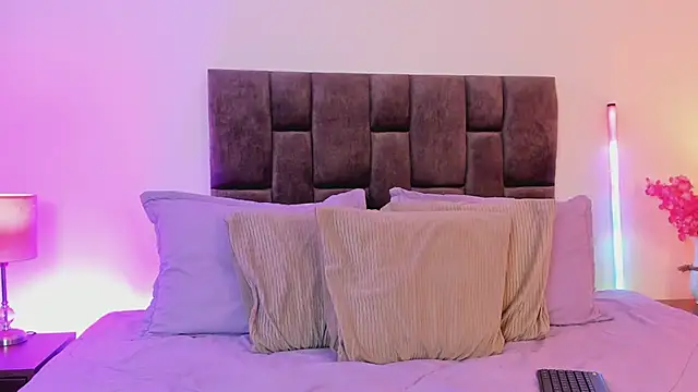 Aliccecullen online show from 04/17/26, 01:58