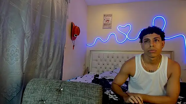 Snapshot of Glader31 chatting on 09/21/25, 08:25 Glader31 online show from 09/21/25, 08:25