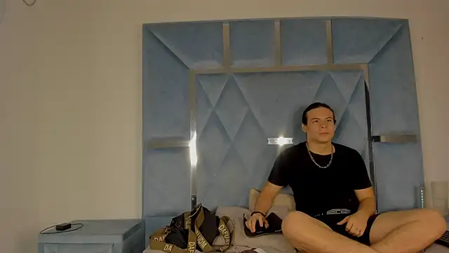 fallenangelsasm online show from 11/10/25, 09:09