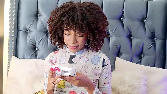 Stellaciel  online show from 11/19/25, 09:59