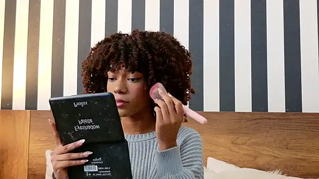 Stellaciel  online show from 10/24/25, 10:31