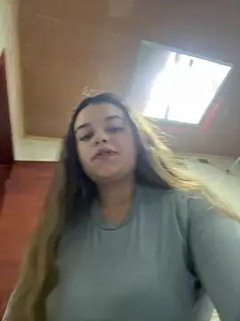 Snapshot of Aphrill chatting on 01/11/26, 09:22 Aphrill online show from 01/11/26, 09:22