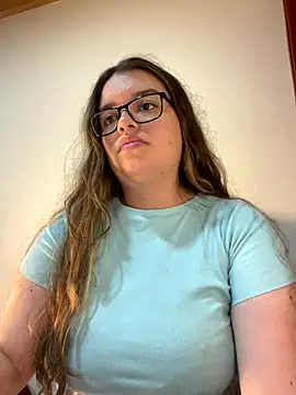 Aphrill online show from 11/04/25, 10:13