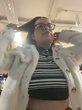 Aphrill online show from 10/25/25, 08:42