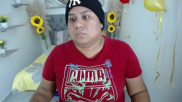 hotlesby valery online show from 10/15/25, 07:11