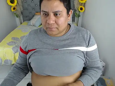 hotlesby valery online show from 03/25/26, 08:08