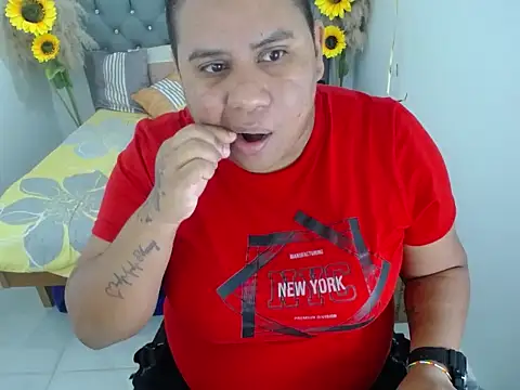 hotlesby valery online show from 11/06/25, 11:58