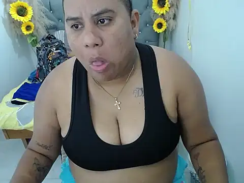 hotlesby valery online show from 11/03/25, 08:01