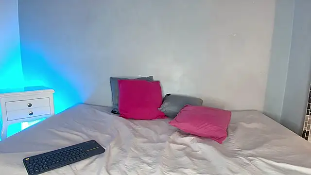 CarolinaGomez  online show from 03/11/26, 07:30