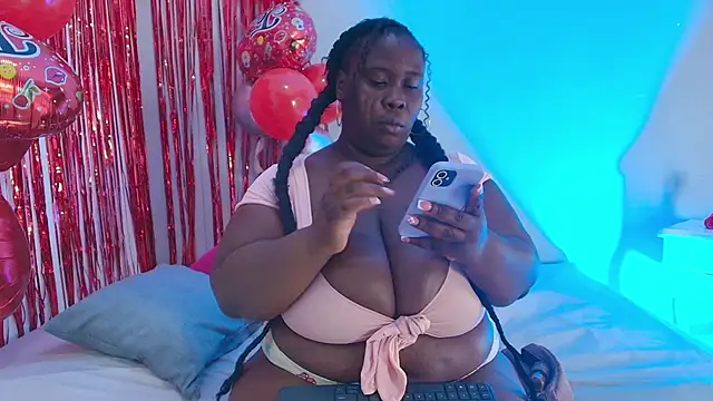 CarolinaGomez  online show from 02/18/26, 07:21