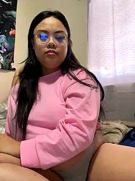 kiaradanielaxx online show from 11/28/25, 05:46