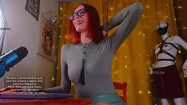 Giantess Eva online show from 01/09/26, 07:21