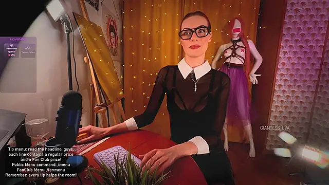 Giantess Eva online show from 03/27/26, 04:08