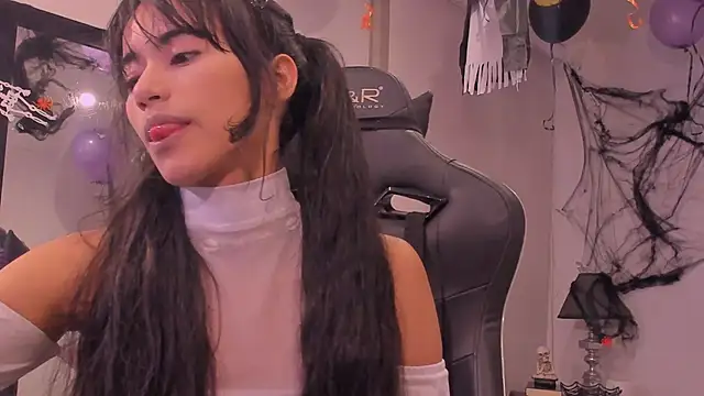 Rouse Monroe online show from 10/15/25, 04:11