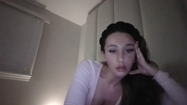Snapshot of Scotishminx25 chatting on 09/30/25, 08:48 Scotishminx25 online show from 09/30/25, 08:48