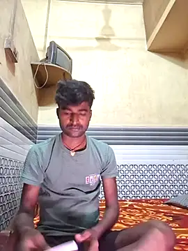 kkshan0923 online show from 11/22/25, 10:36