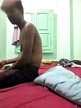 Snapshot of kkshan0923 chatting on 10/02/25, 11:02 kkshan0923 online show from 10/02/25, 11:02