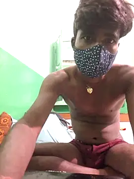 Snapshot of kkshan0923 chatting on 10/10/25, 01:34 kkshan0923 online show from 10/10/25, 01:34