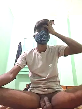 Snapshot of kkshan0923 chatting on 09/23/25, 04:03 kkshan0923 online show from 09/23/25, 04:03