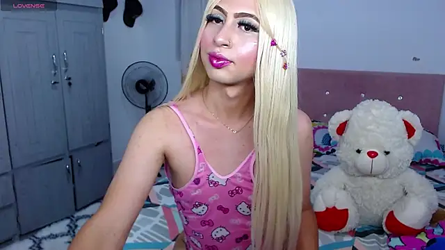 Snapshot of Victoria_Hot_xxx chatting on 10/09/25, 10:21 Victoria Hot xxx online show from 10/09/25, 10:21