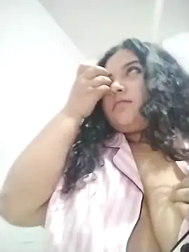 Carolceleste24 online show from 12/02/25, 08:54