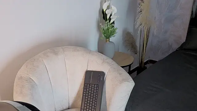 sarita princess7 online show from 12/15/25, 08:14